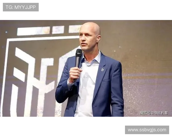 克鲁伊夫比赛统治力持续提升，表现稳健备受期待