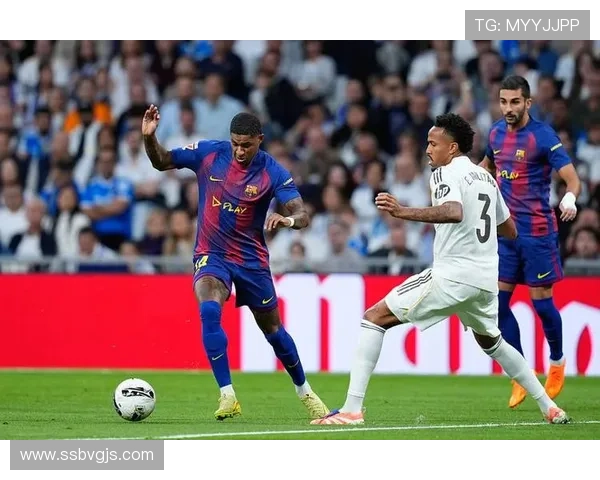 拉菲尼亚本赛季持续与伤病斗争，出勤率和状态受到明显影响