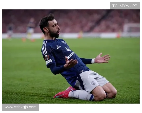 B费无球跑动与前插进攻分析