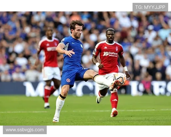 切尔西阵容豪华却体系混乱,问题已逐步反映在战绩与稳定性上 切尔西阵容豪华却体系混乱,问题已逐步反映在战绩与稳定性上