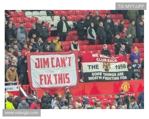 曼联锋线效率问题显现,对赛季争冠形势形成制约 曼联锋线效率问题显现,对赛季争冠形势形成制约